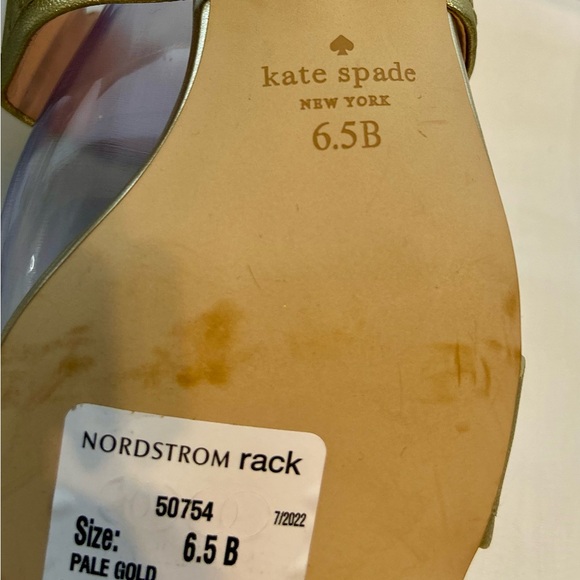 New Kate Spade Chrissie Gold Scalloped heeled Sandals / size 6.5 - Picture 7 of 13